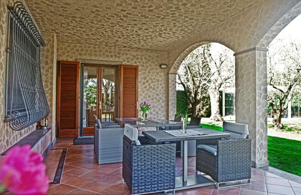 B&Blatosca Marina di Massa Exteriér fotografie